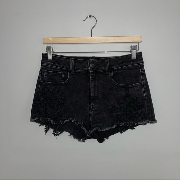 American Eagle Hi-Rise Shortie Size 8 US Black Jean Shorts Super Super Stretch X - Picture 2 of 14